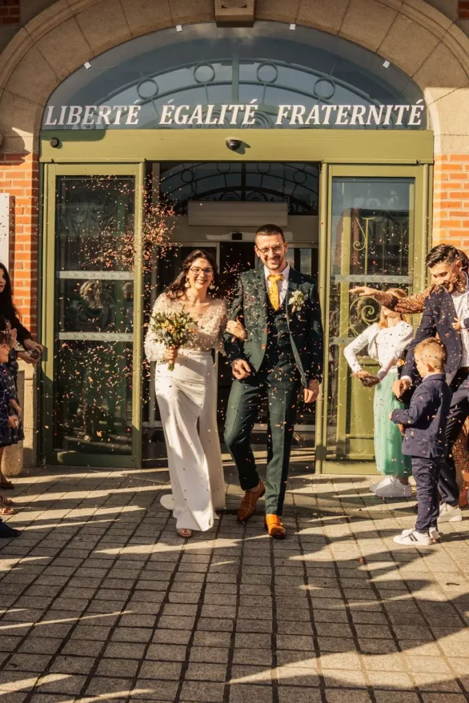 Robe de mariée bohème dentelle française Ségolène Gabet