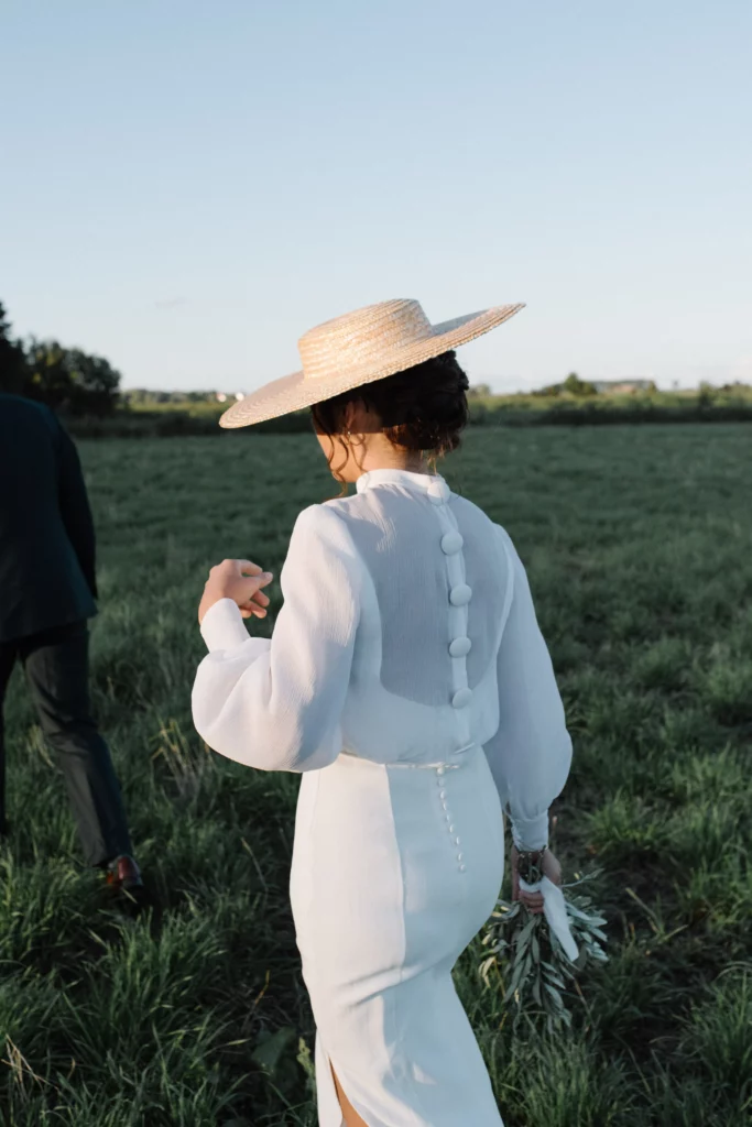 Ségolène Gabet robe de mariée moderne en mousseline de soie avec manche gonflante