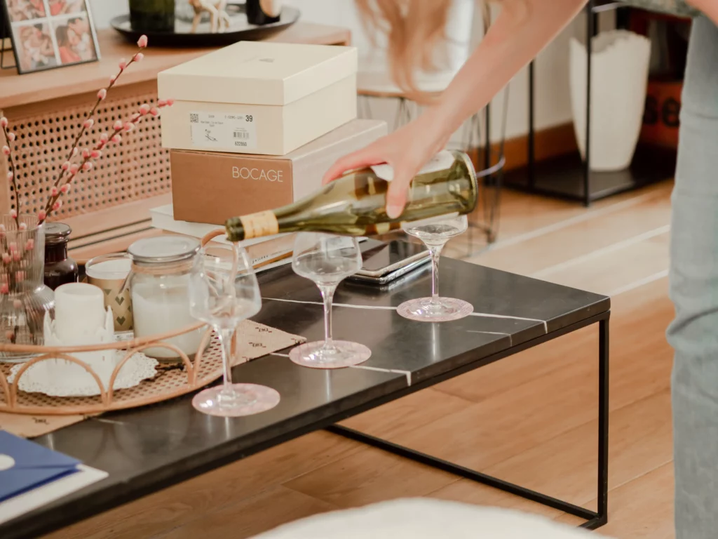 Rendez-vous à domicile création robe de mariée sur-mesure